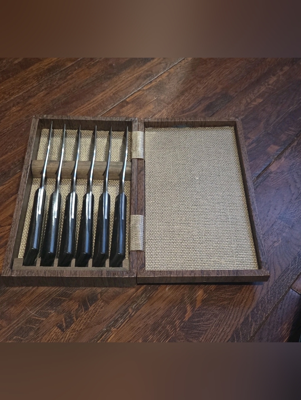 Vintage Set of 6 West Bend MCM Serrated Stainless Steel Steak Knives Case USA
